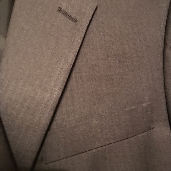 Men's Suit Jacket 40S NWOT Dark Grey Pin Stripe - Picture 2 of 3